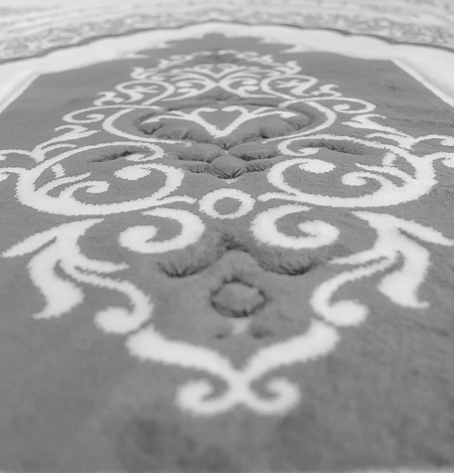 Nosuki Sajjāda (Prayer Rug) With Memory Foam